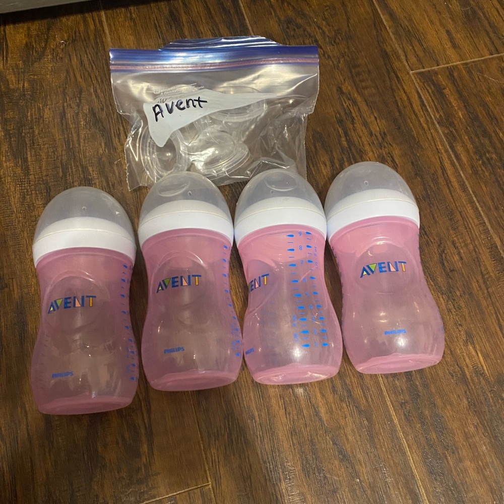 Avent bottles with extra nipples